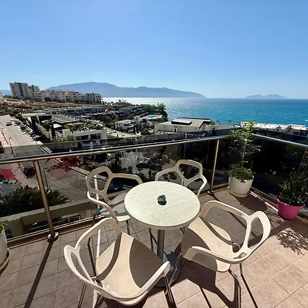 Spectacular Seaview *