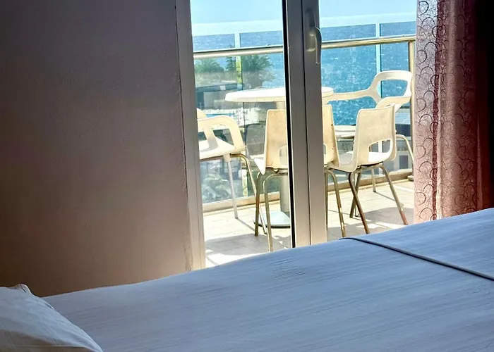 Spectacular Seaview Apartment Vlore